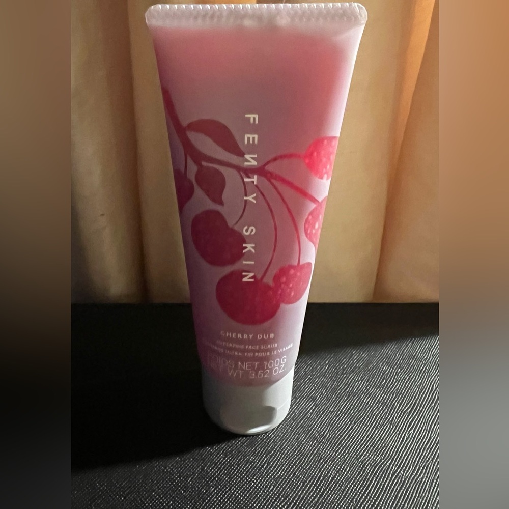 New/SEALED FENTY SKIN CHERRY DUB superfine face scrub